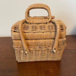Small Vintage Wicker Picnic Basket